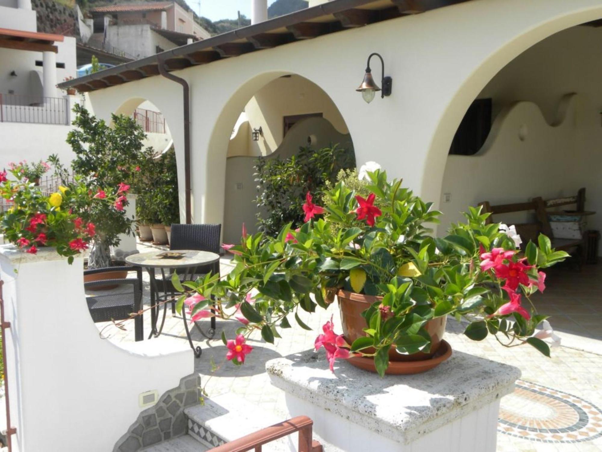Hotel Borgo Eolie Lipari  Exterior foto